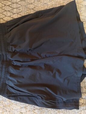 Men’s Lululemon Pacebreaker 5” Lined Shorrs
